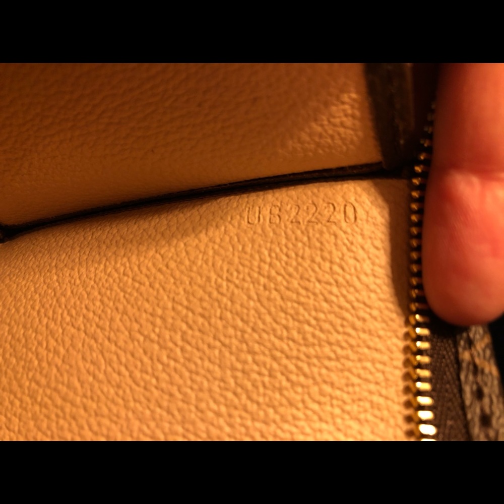 SOLD Authentic new Louis Vuitton Toiletry Pouch 15 - Picture 3 of 4